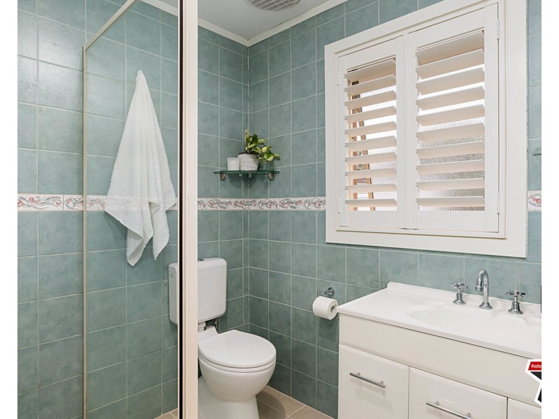 54a Esther Crescent, Mooroolbark VIC 3138