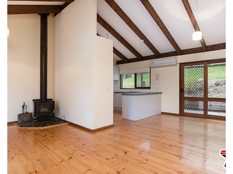 54 Commercial Road, Mount Evelyn VIC 3796