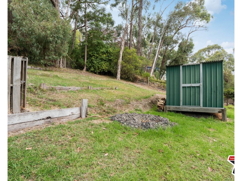 54 Commercial Road, Mount Evelyn VIC 3796