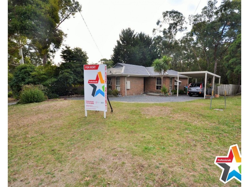 27 The Avenue, Montrose VIC 3765
