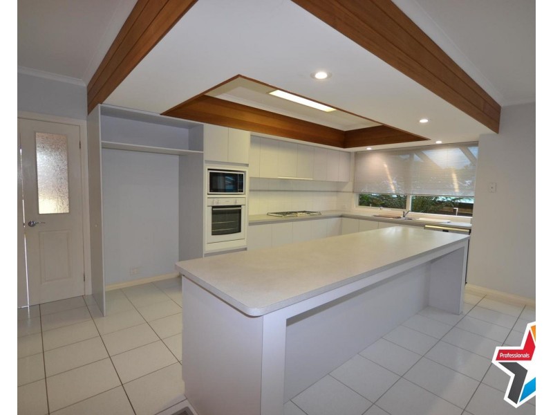 73 Partridge Way, Mooroolbark VIC 3138