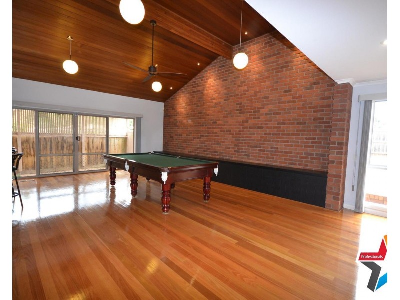73 Partridge Way, Mooroolbark VIC 3138