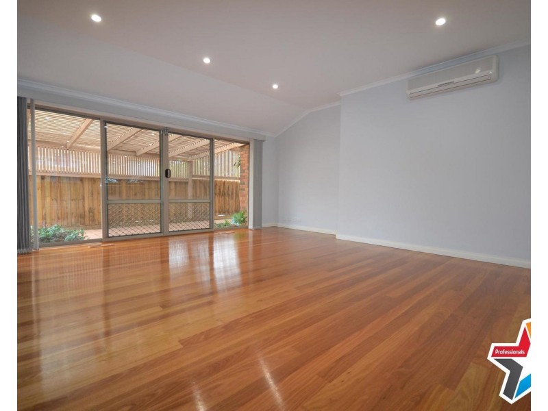 73 Partridge Way, Mooroolbark VIC 3138