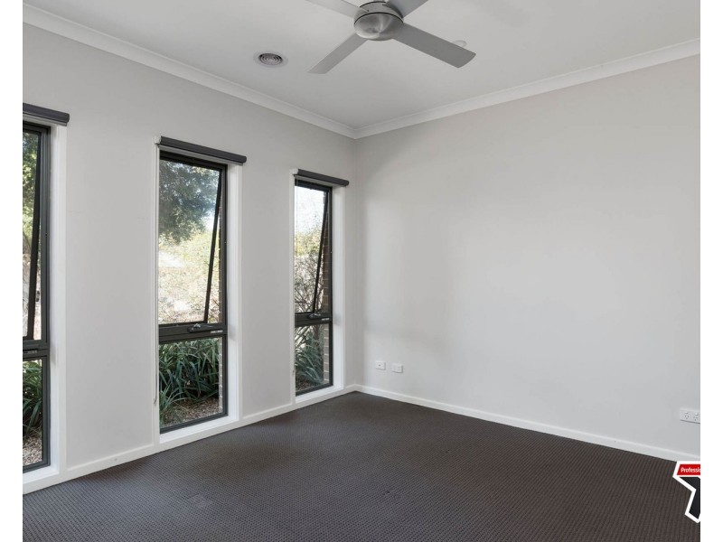 89a Sellick Drive, Croydon VIC 3136