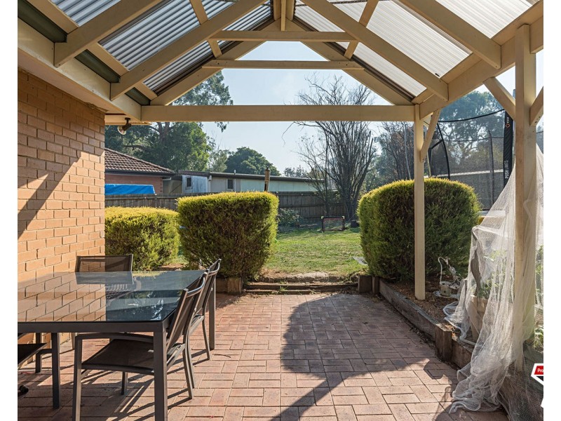 4 Bond Court, Croydon VIC 3136