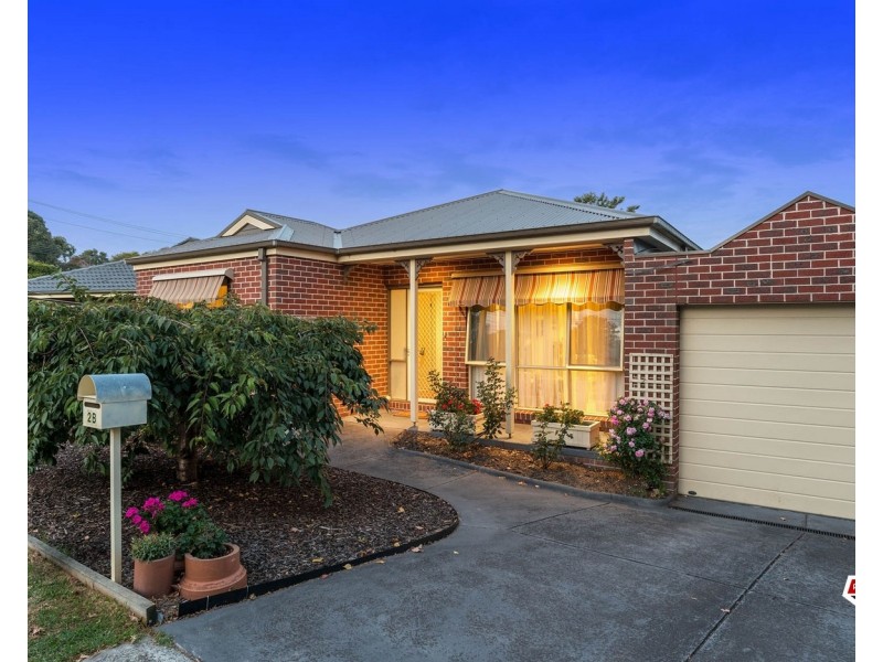 2b Lansell Road, Mooroolbark VIC 3138