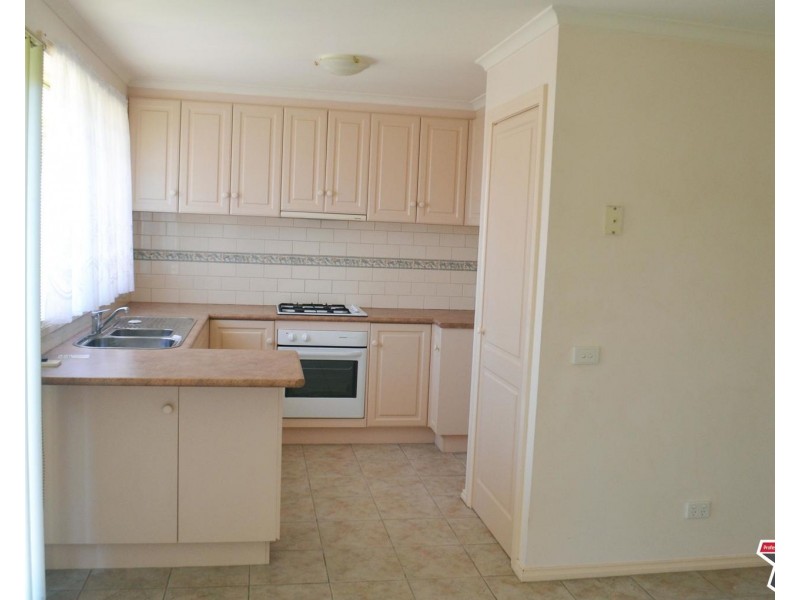 2/94 Mt Dandenong Road, Ringwood East VIC 3135