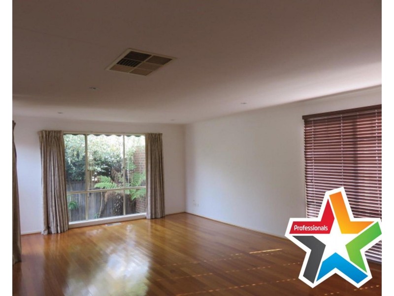 4/19 Luscombe Court, Kilsyth VIC 3137