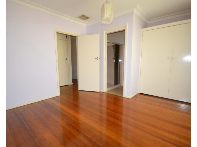 1/30 Felix Grove, Mooroolbark VIC 3138