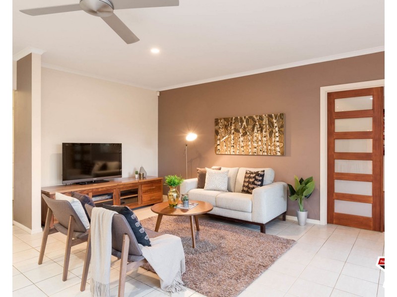 10 Carmella Close, Chirnside Park VIC 3116