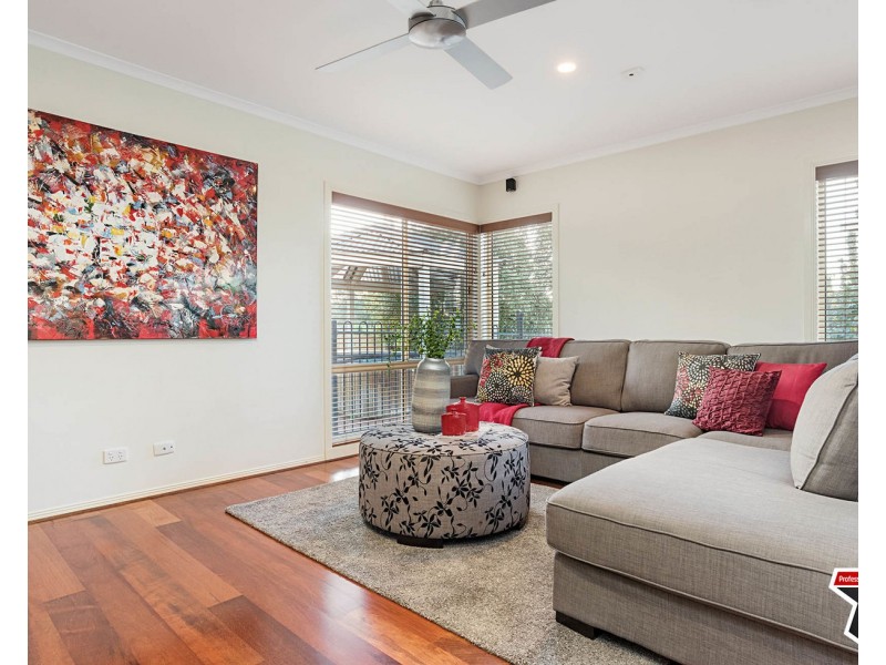 10 Carmella Close, Chirnside Park VIC 3116