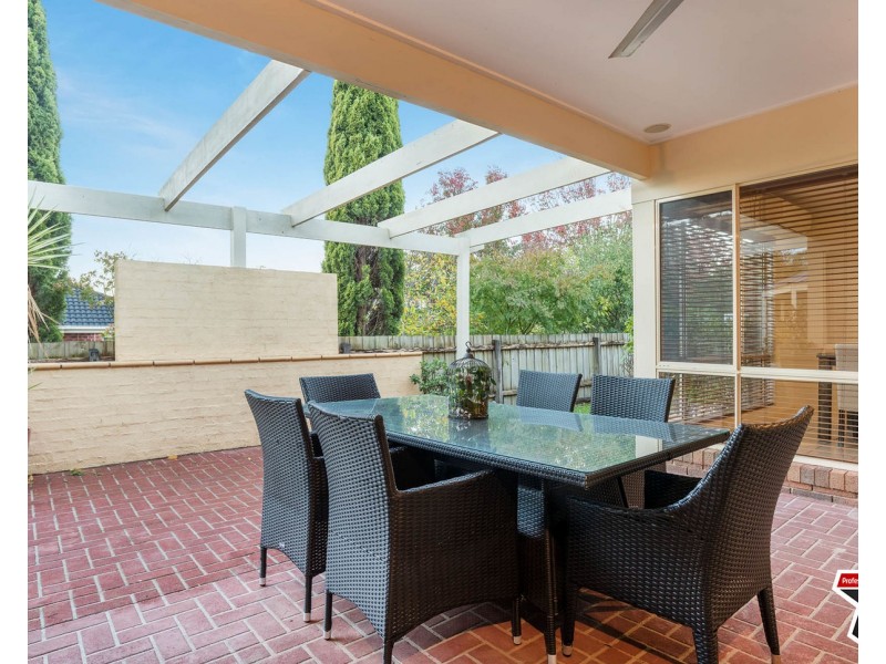 10 Carmella Close, Chirnside Park VIC 3116