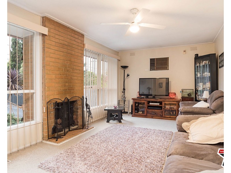 7 Yarra Road, Croydon VIC 3136