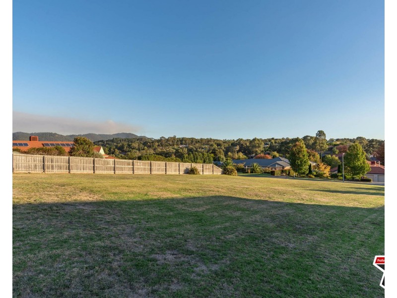 7 Bellbird Drive, Lilydale VIC 3140