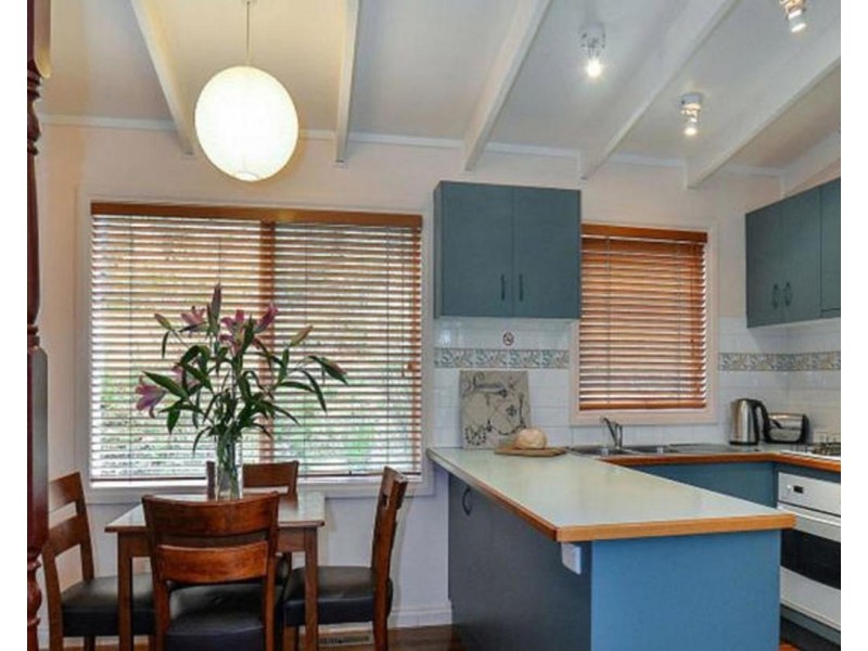 12b Eileen Avenue, Kalorama VIC 3766