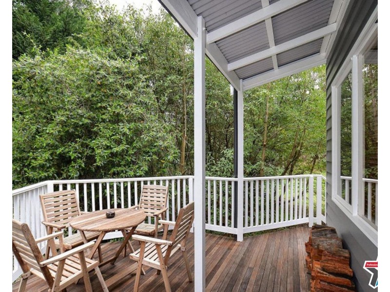 12b Eileen Avenue, Kalorama VIC 3766