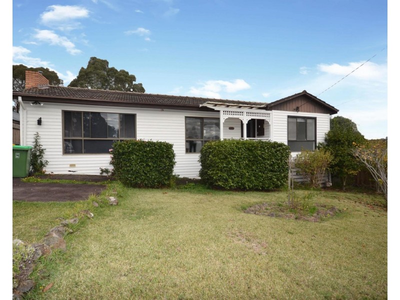 25 Dunoon Street, Mooroolbark VIC 3138
