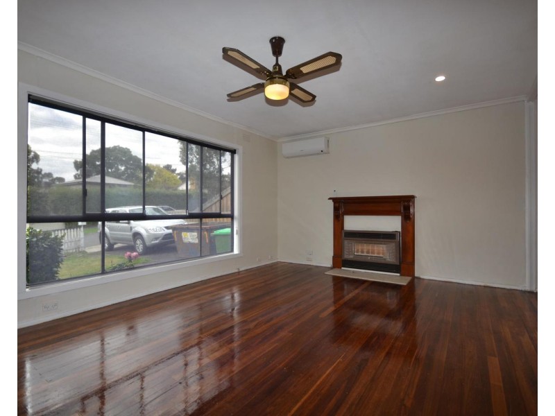 25 Dunoon Street, Mooroolbark VIC 3138