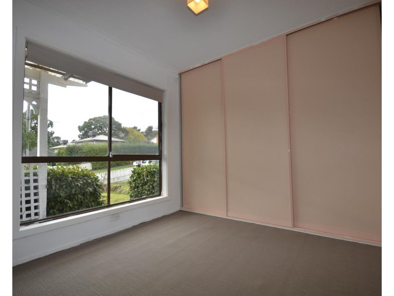 25 Dunoon Street, Mooroolbark VIC 3138