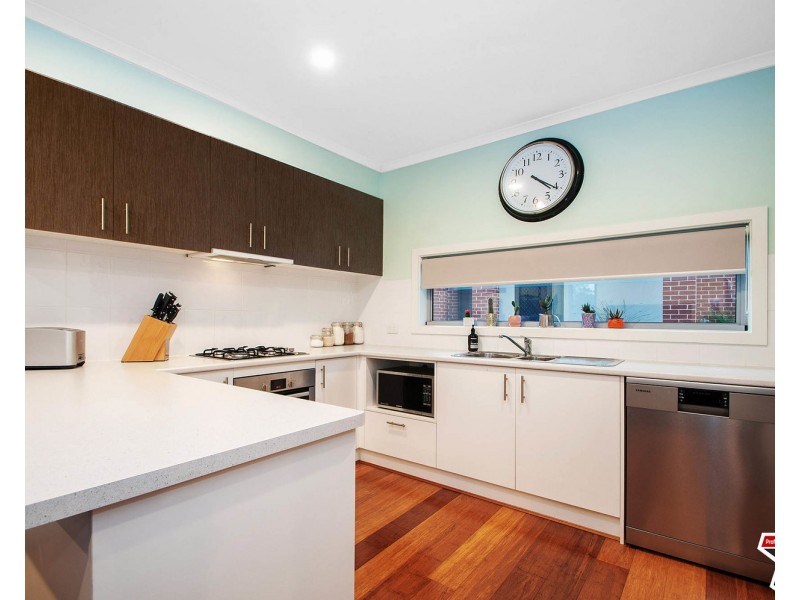 2 Prestige Close, Mooroolbark VIC 3138