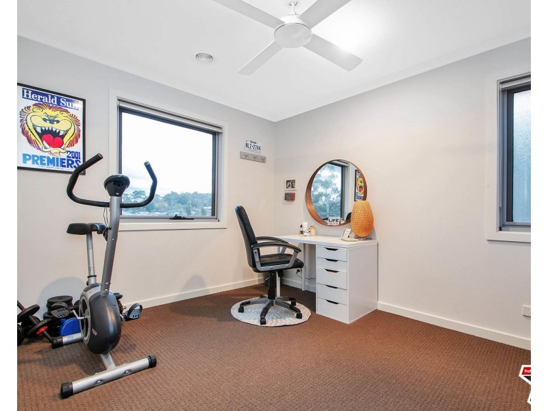 2 Prestige Close, Mooroolbark VIC 3138