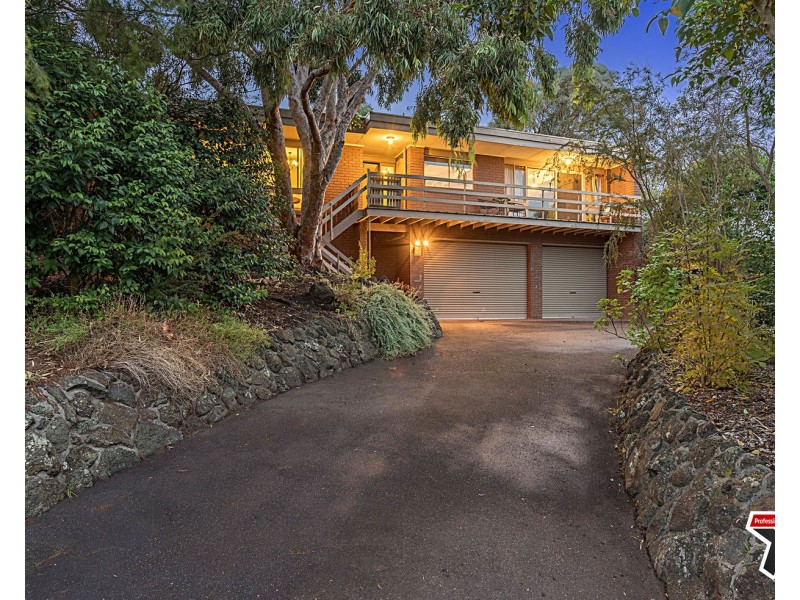 18 The Parkway, Chirnside Park VIC 3116