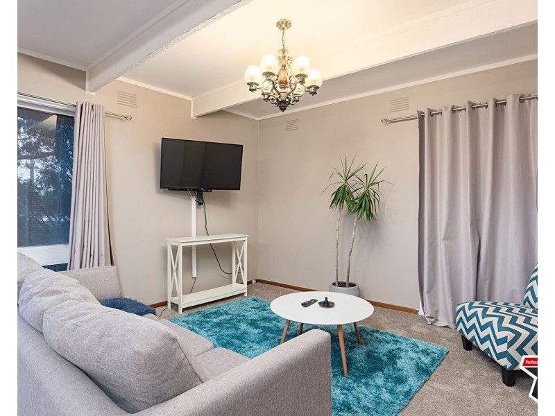 18 The Parkway, Chirnside Park VIC 3116