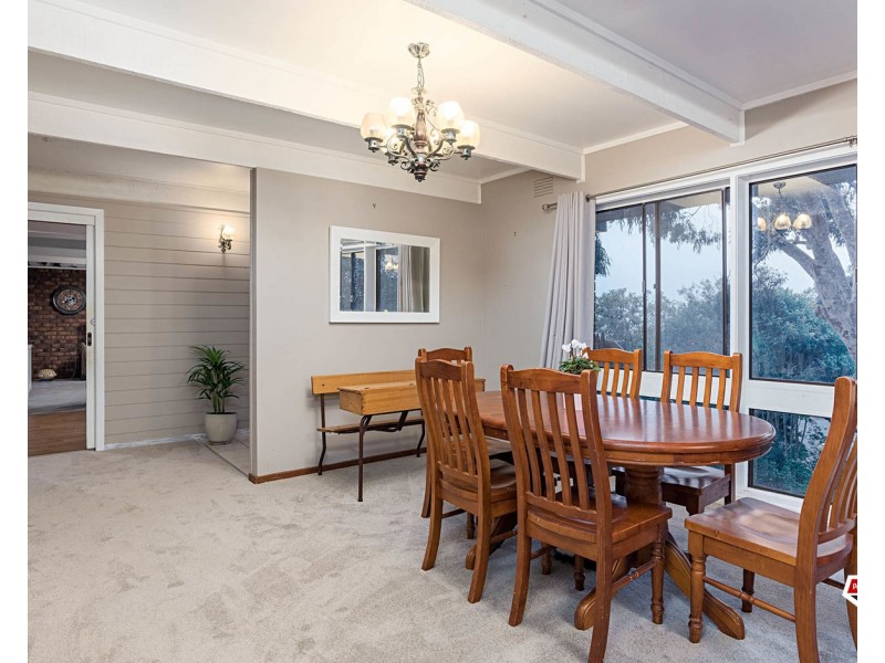 18 The Parkway, Chirnside Park VIC 3116