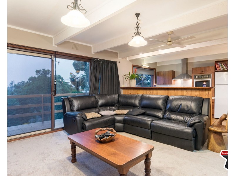 18 The Parkway, Chirnside Park VIC 3116