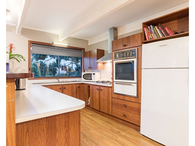 18 The Parkway, Chirnside Park VIC 3116