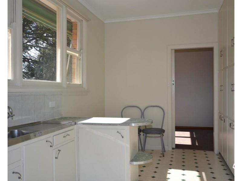 4 James Street, Bayswater VIC 3153