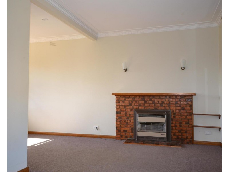 4 James Street, Bayswater VIC 3153
