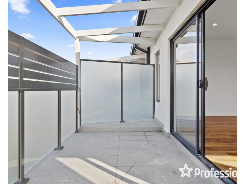 18 Nicholas Street, Lilydale VIC 3140