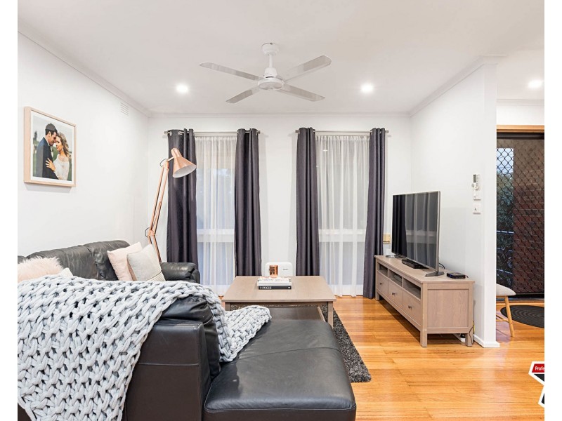 220 Manchester Road, Mooroolbark VIC 3138