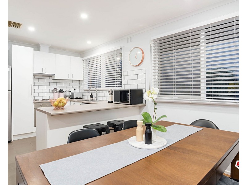 220 Manchester Road, Mooroolbark VIC 3138