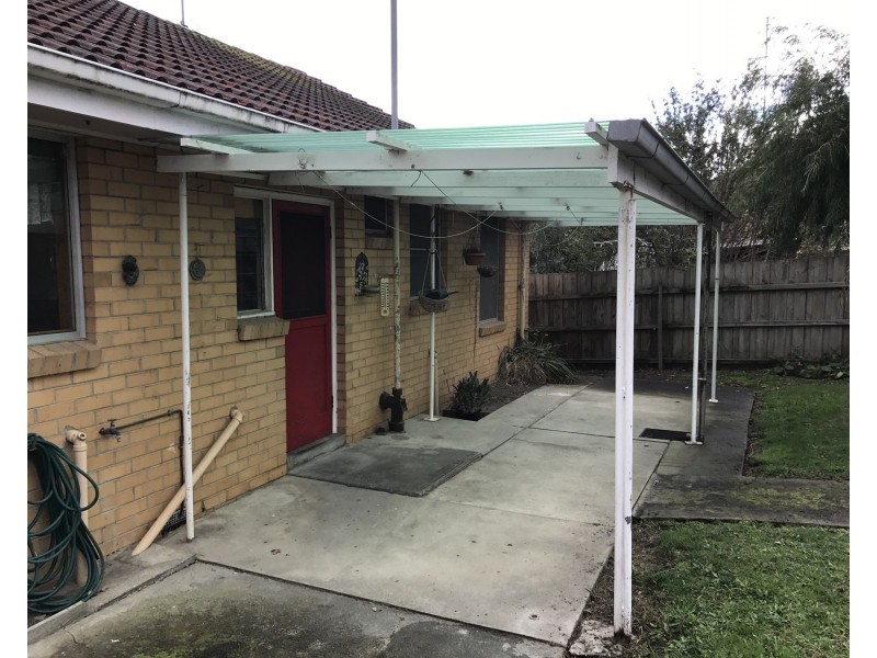 2 McInnes Crescent, Churchill VIC 3842