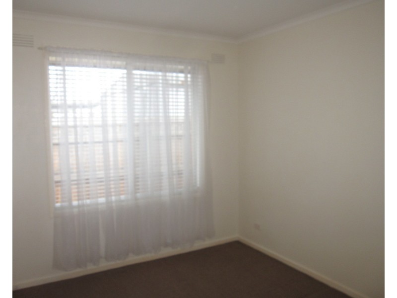 2/33 Hopetoun Avenue, Morwell VIC 3840