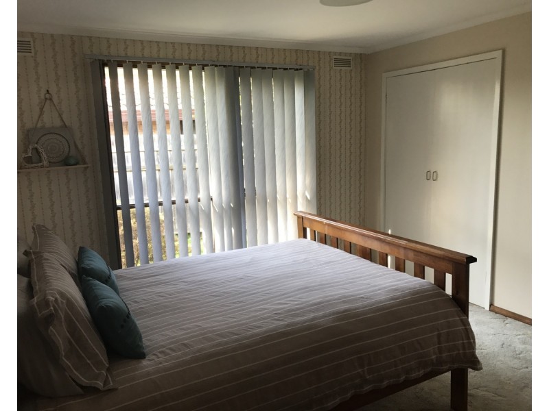 14 Latter Grove, Churchill VIC 3842