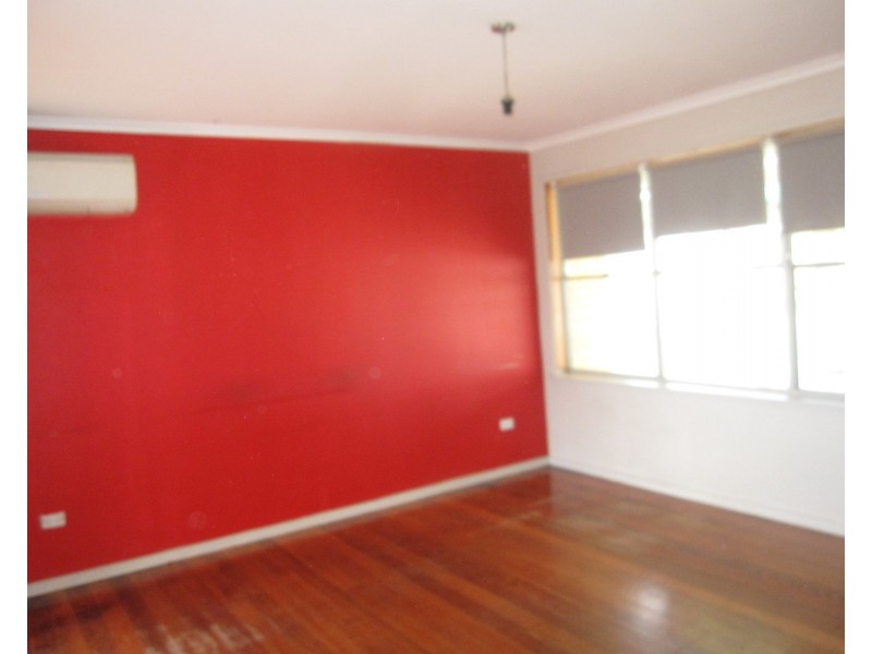 21 McInnes Crescent, Churchill VIC 3842