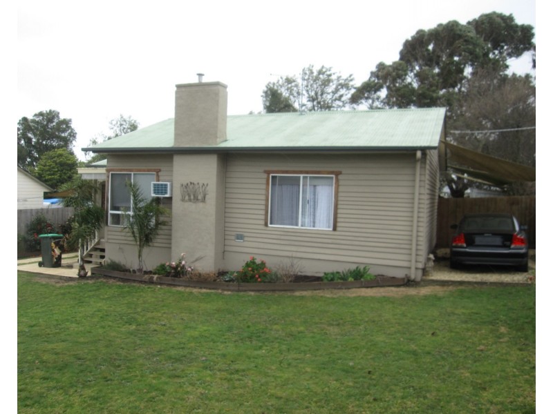 3 Scott Avenue, Moe VIC 3825