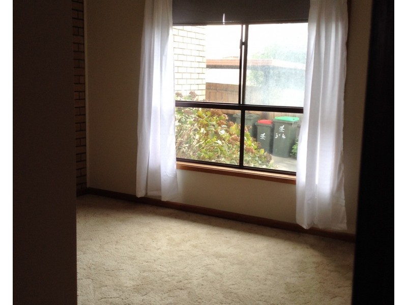 2/23 Elgin Street, Morwell VIC 3840