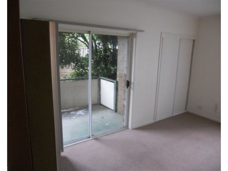 2/15 Well Street, Morwell VIC 3840