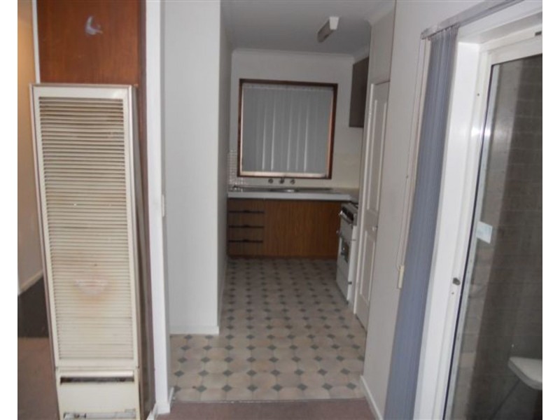 2/15 Well Street, Morwell VIC 3840