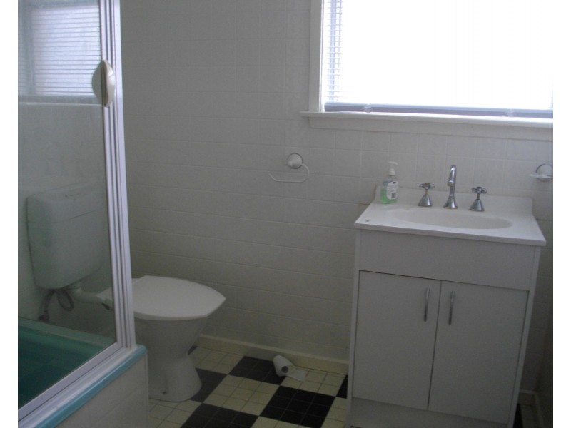 7 Heesom Crescent, Churchill VIC 3842