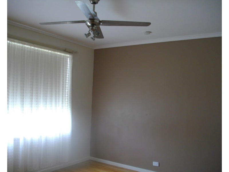 7 Heesom Crescent, Churchill VIC 3842