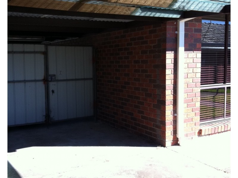 2/30 Spring Court, Morwell VIC 3840