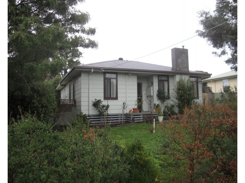 18 Buna Street, Morwell VIC 3840