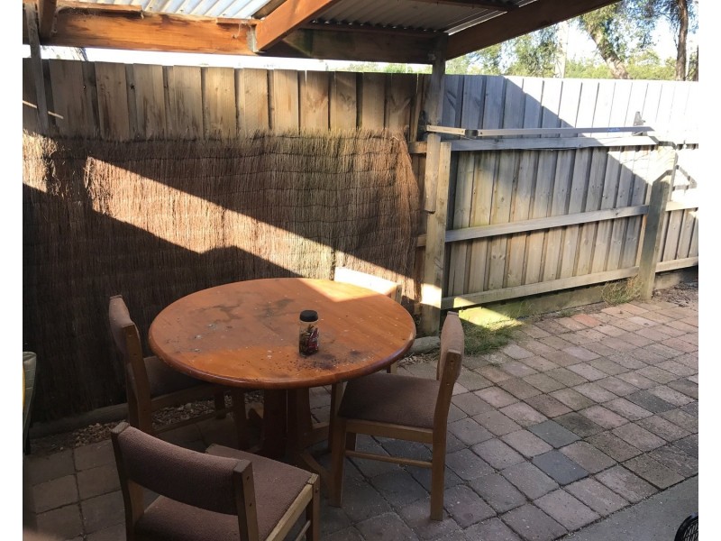 18 Cove Place, Morwell VIC 3840