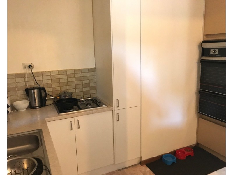 18 Cove Place, Morwell VIC 3840