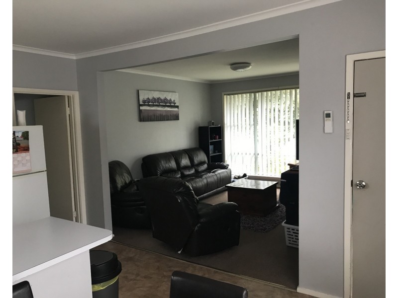 24 Coleman Parade, Churchill VIC 3842